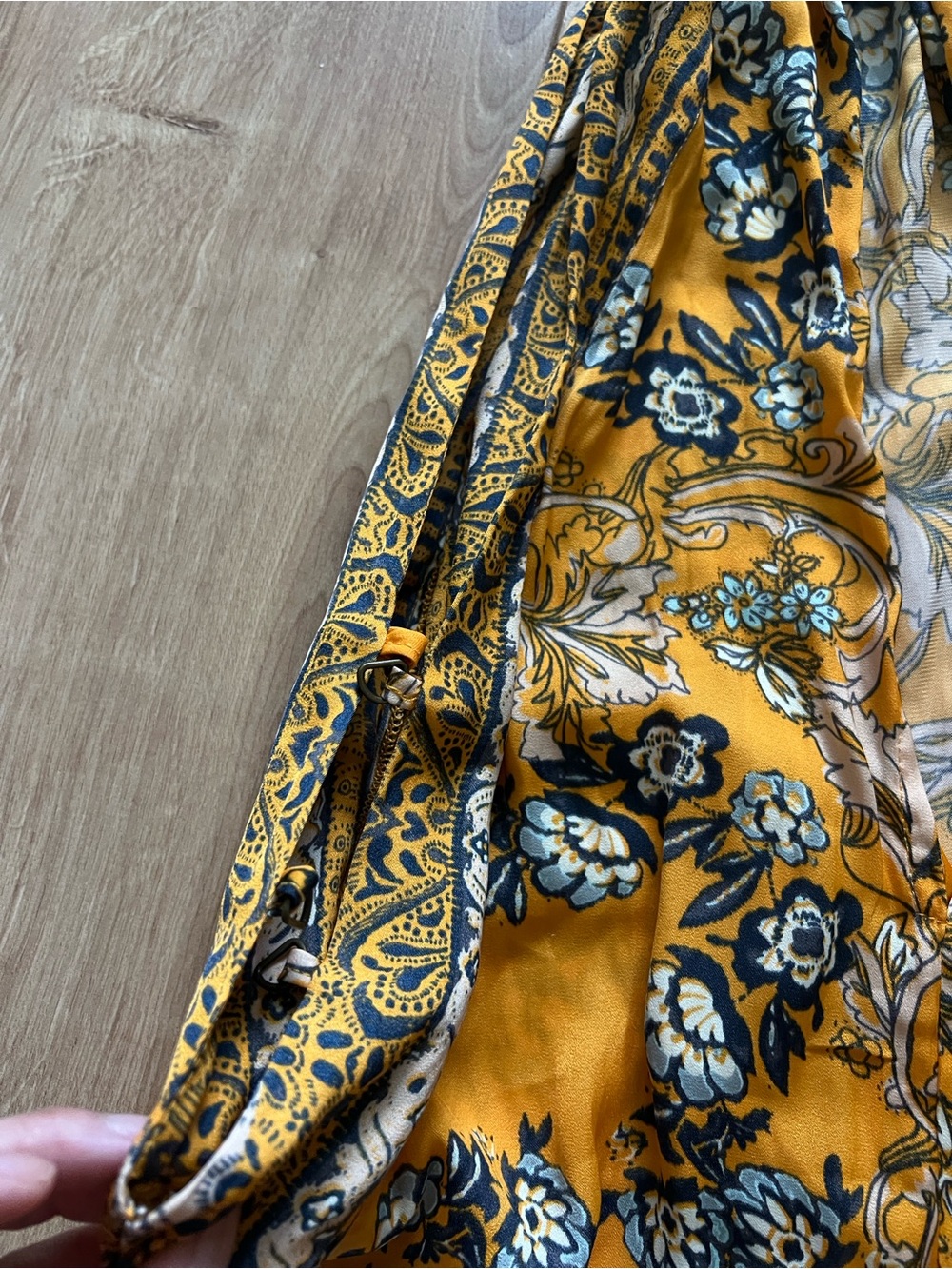 [NEW W/ TAGS] Free People Sofia Handkerchief Top - Picture 4 of 6